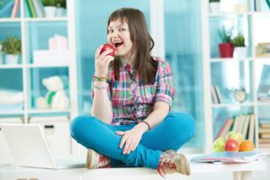 Alimentation de l&rsquo;adolescent : couvrir les besoins de la croissance