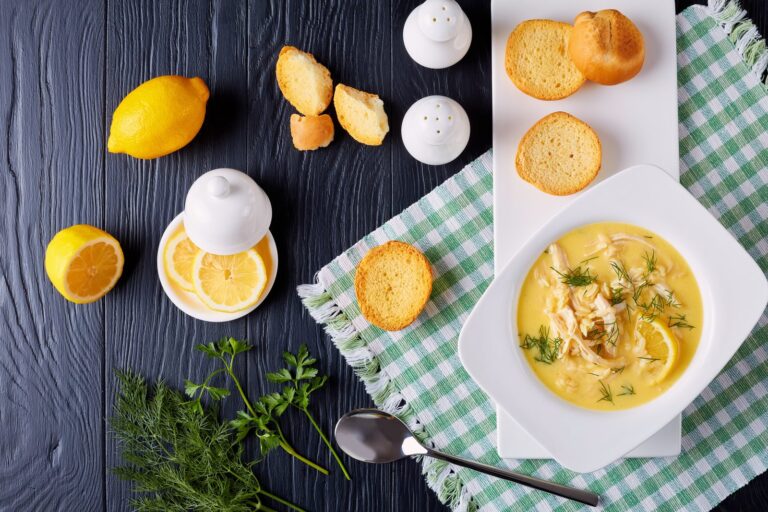 Avgolemono (soupe grecque œuf-citron)