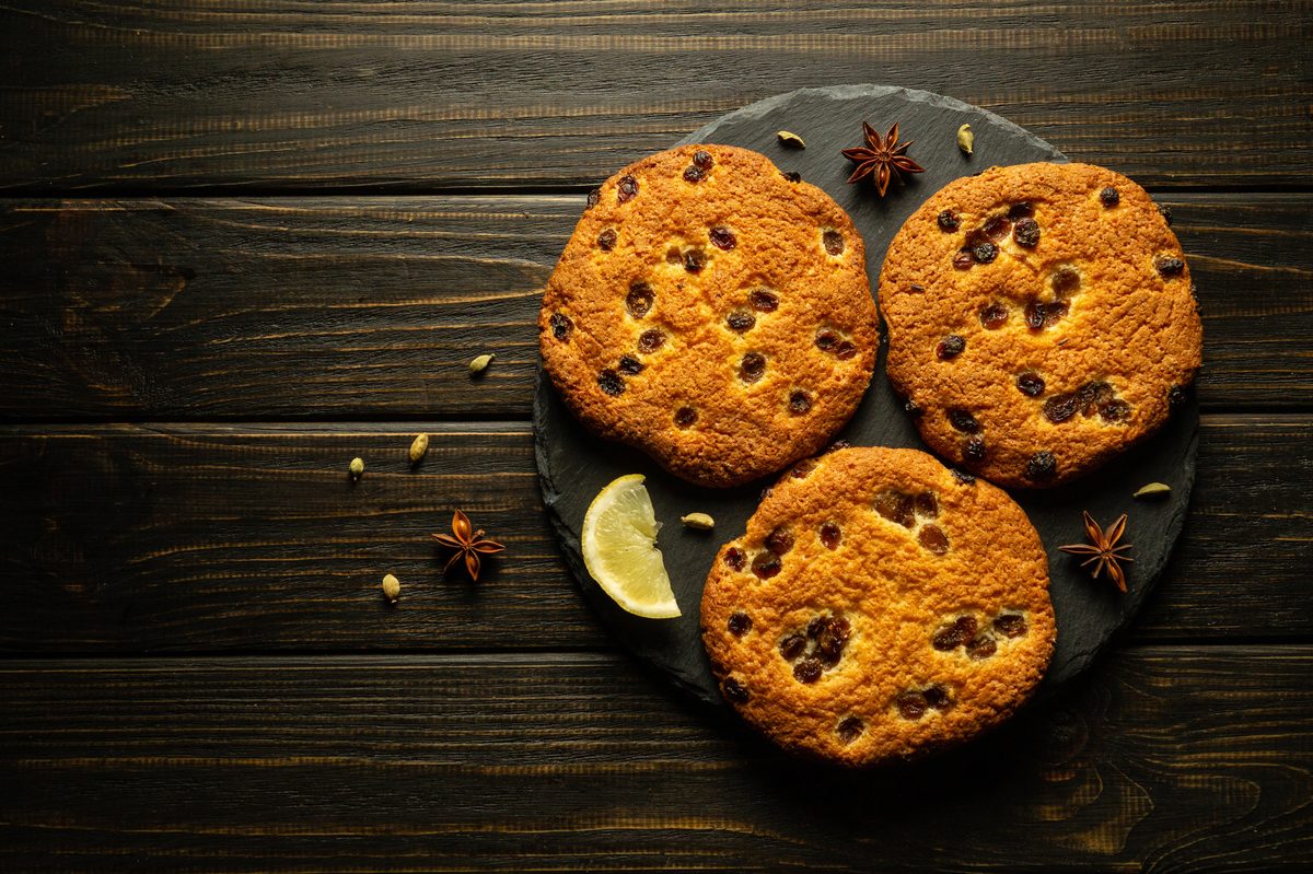 Oat and raisin cookies on a slate board