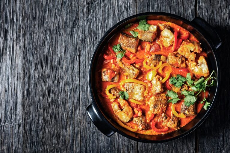 White fish moqueca with coconut milk and pepper