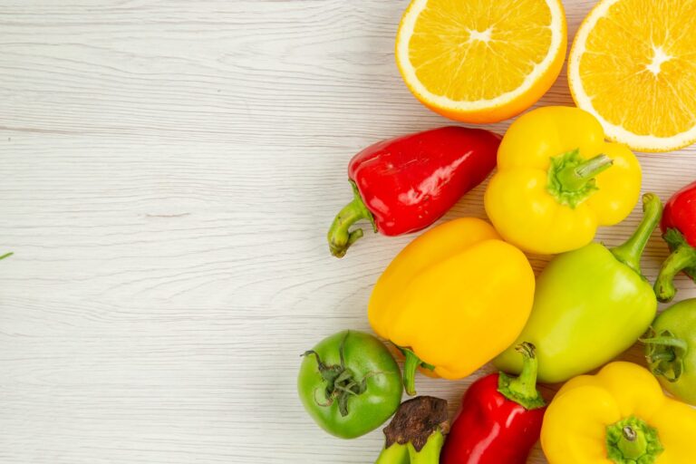 Poivrons et oranges, des aliments riches en vitamine C