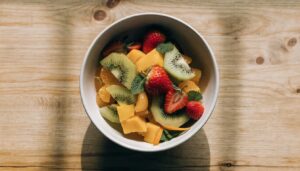 Salade de fruits frais à la menthe