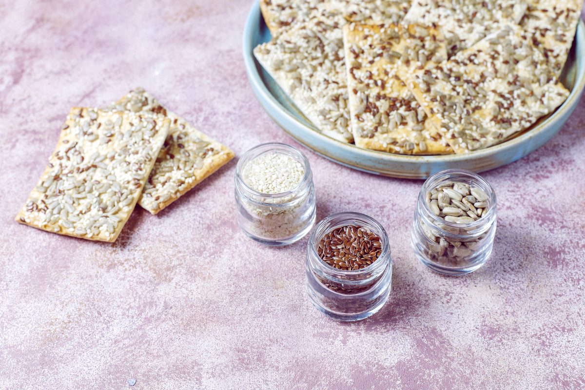 Gluten-free crackers with sunflower, flax and sesame seeds