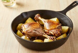 Duck leg confit and potatoes