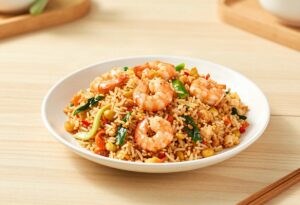 Riz sauté aux crevettes et légumes