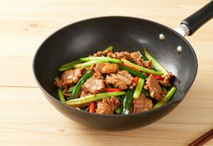 Sauté de porc aux légumes